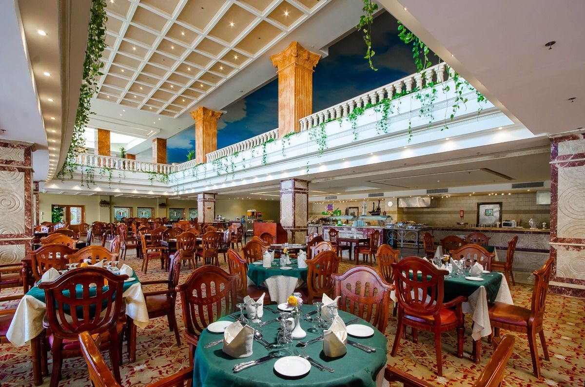 Titanic Palace - zdjęcie 3