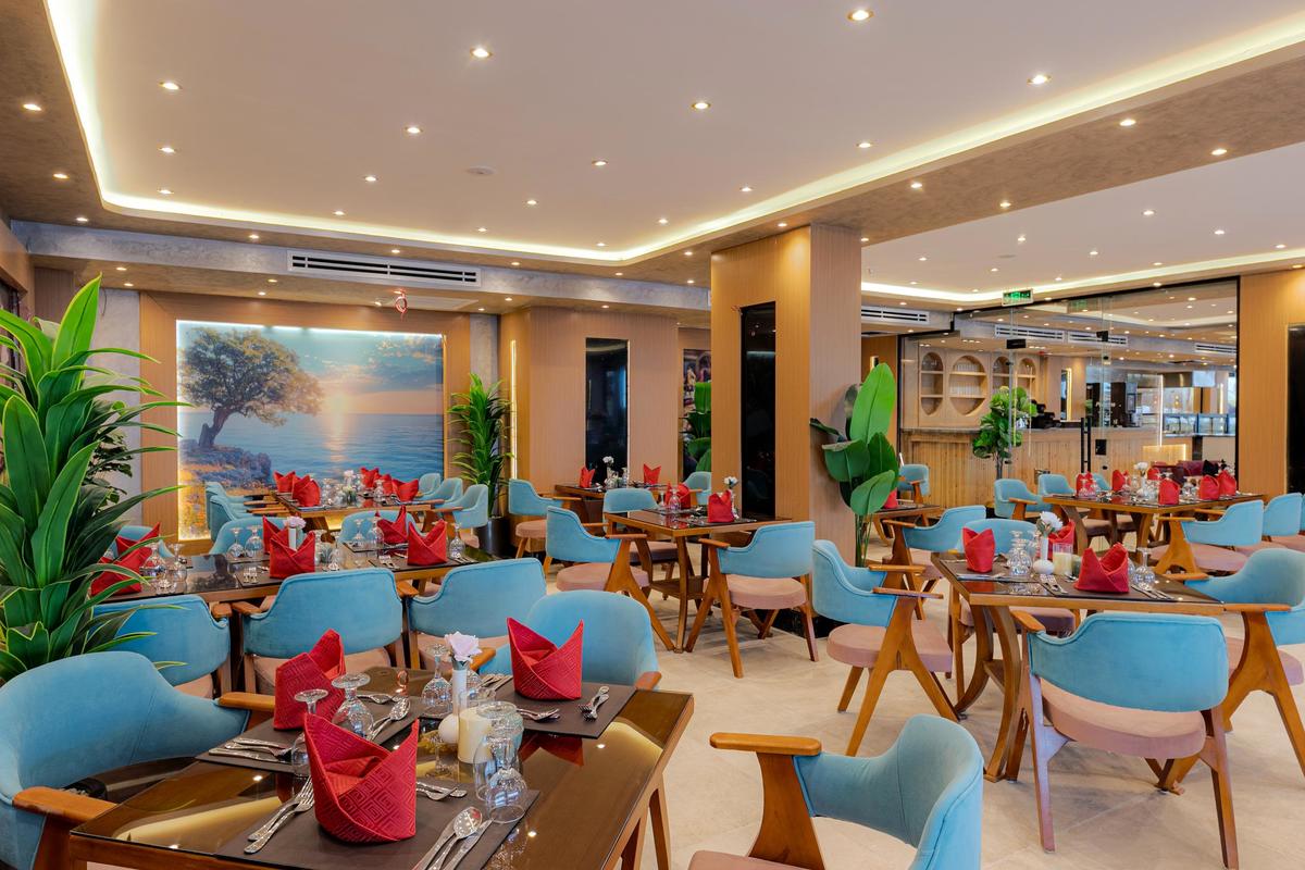 Rewaya Luxury Resort — Hurghada, Red Sea