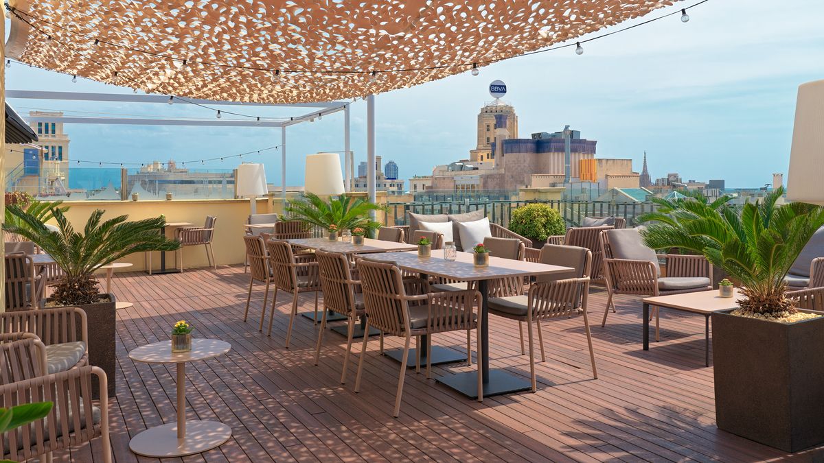 H10 Universitat Hotel