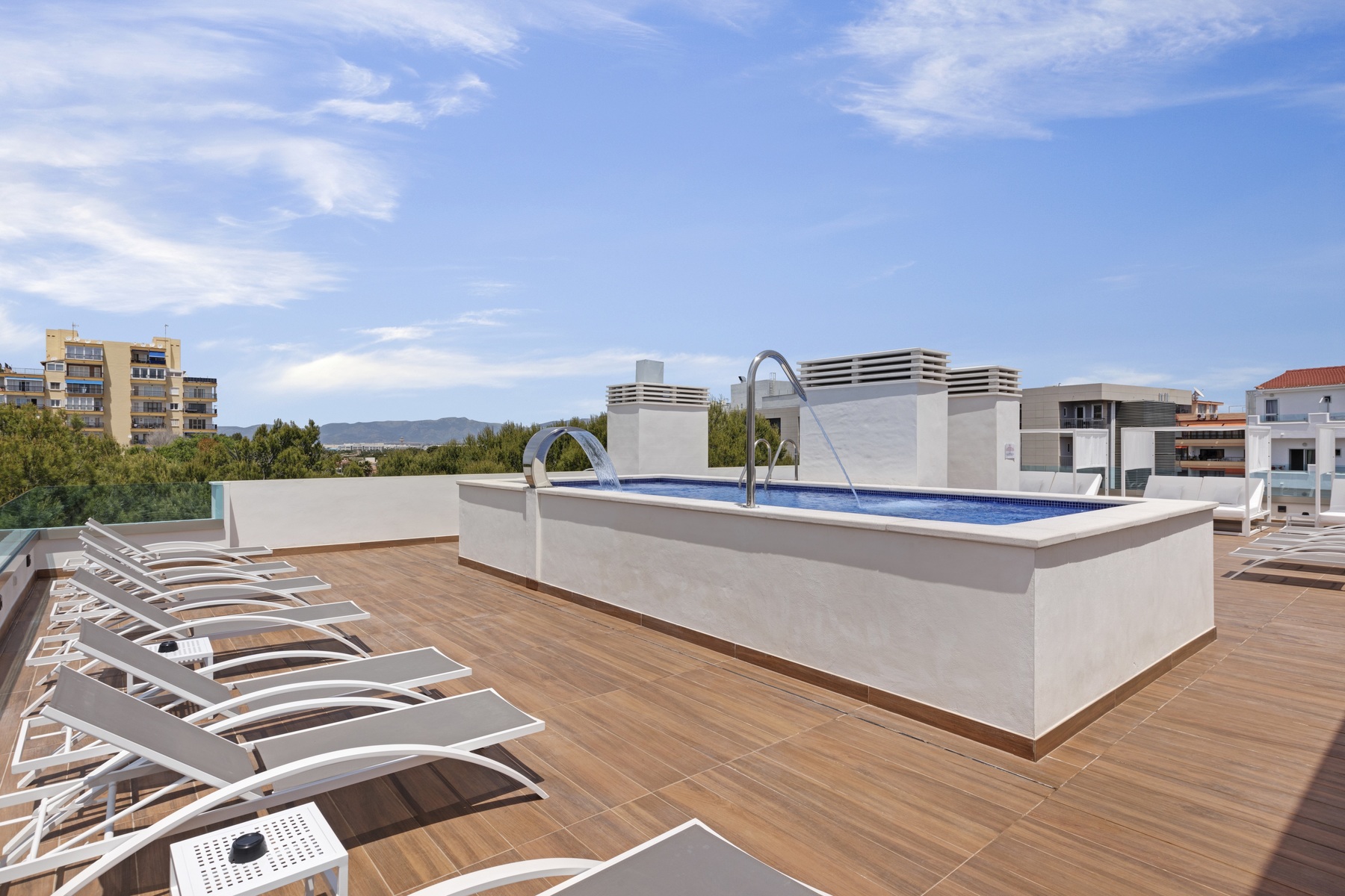 Metropolitan JUKA Playa Aparthotel — Playa de Palma, Balearic Islands
