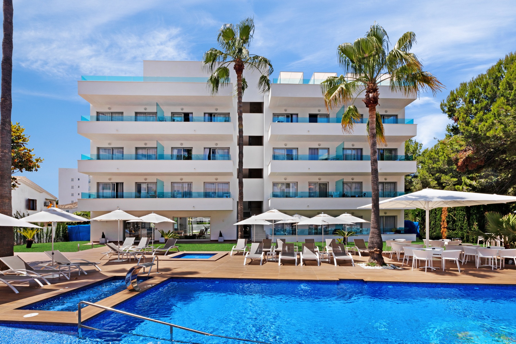 Metropolitan JUKA Playa Aparthotel — Playa de Palma, Balearic Islands