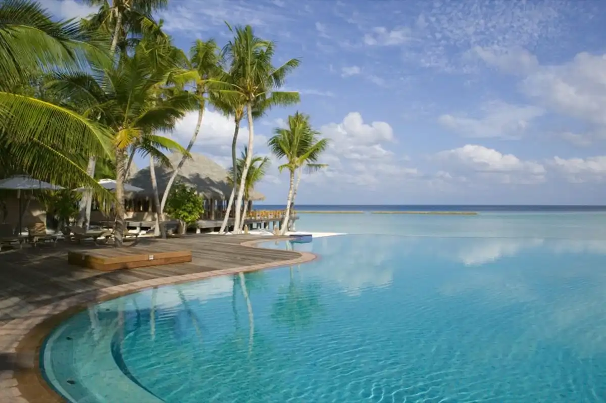 Veligandu Maldives Resort Island — Rasdhoo, Alif Alif