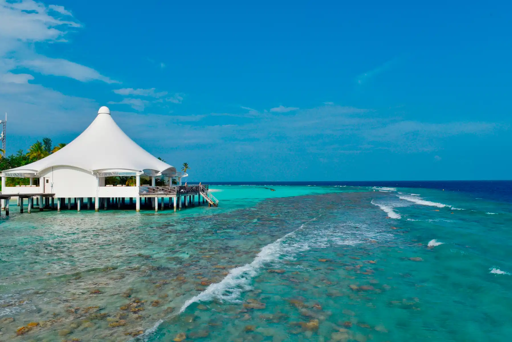 Safari Island Resort — Ellaidhoo, Alif Alif