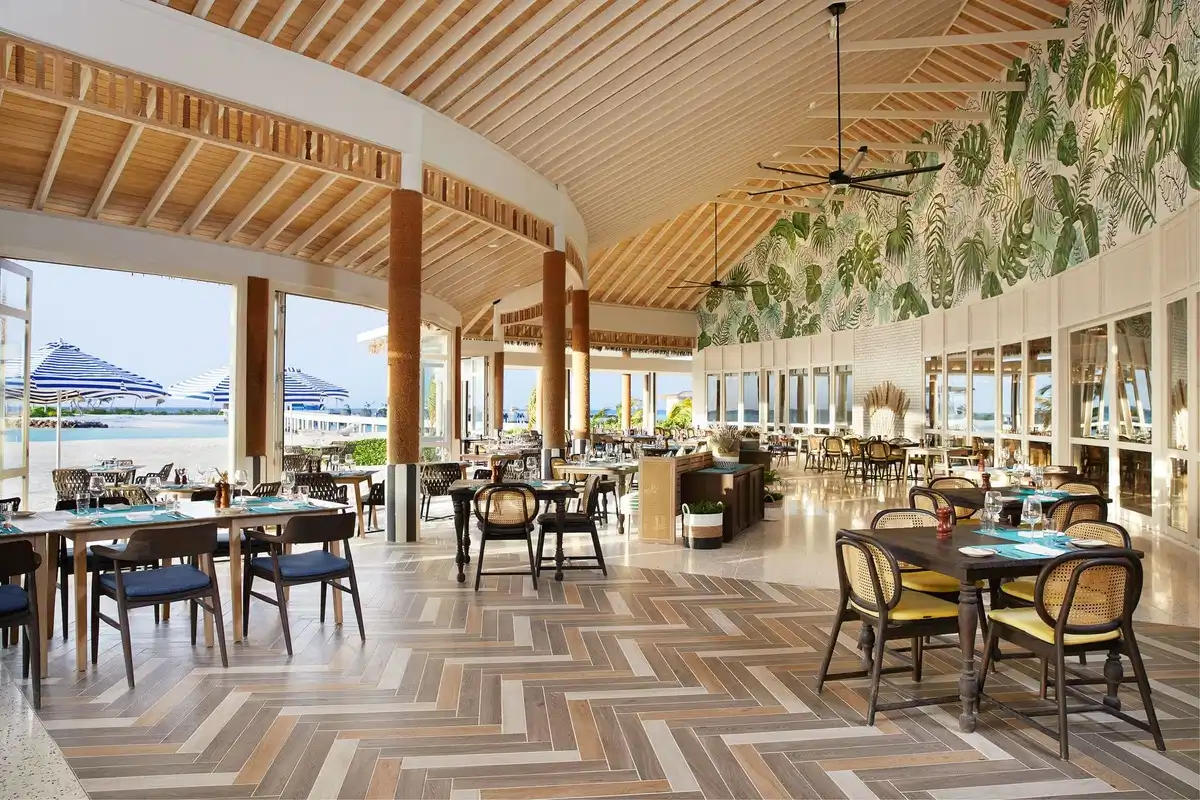 Le Meridien Maldives Resort & Spa — Lhaviyani Atoll, Lhaviyani
