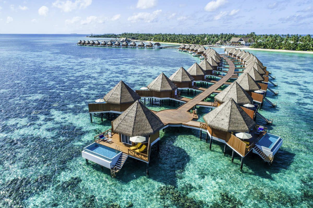 . Mercure Maldives Kooddoo