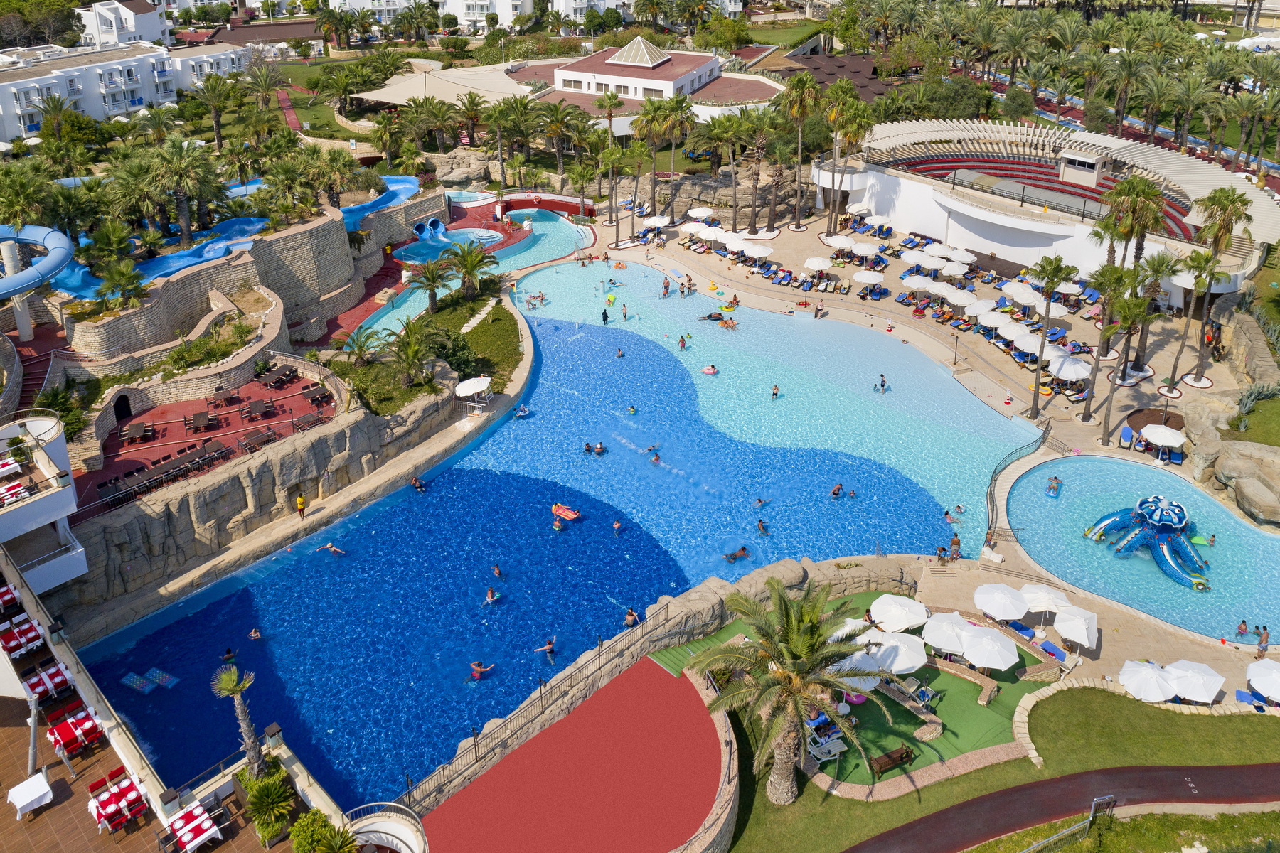 Monachus Family Resort Sorgun — Titreyengol