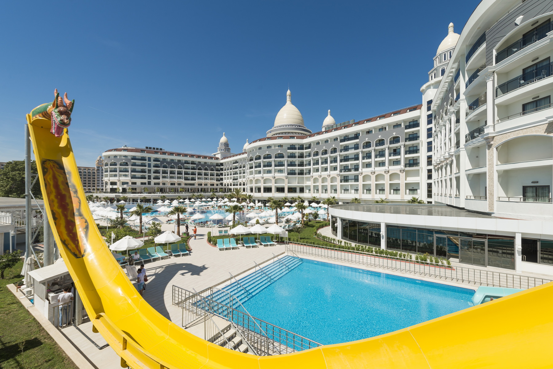 Diamond Premium Hotel & SPA — Side