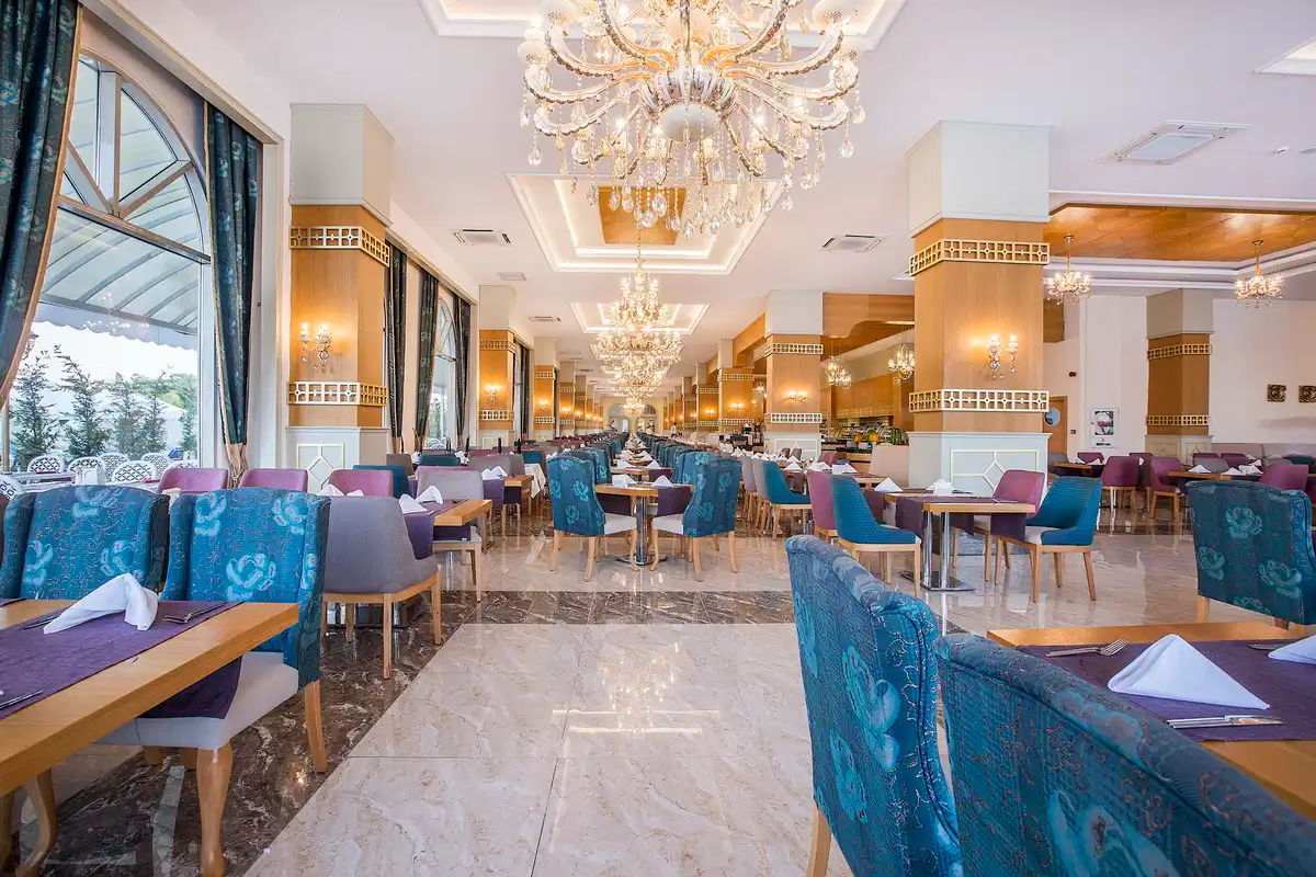 J'adore Deluxe Hotel & Spa Ultra All Inclusive — Side