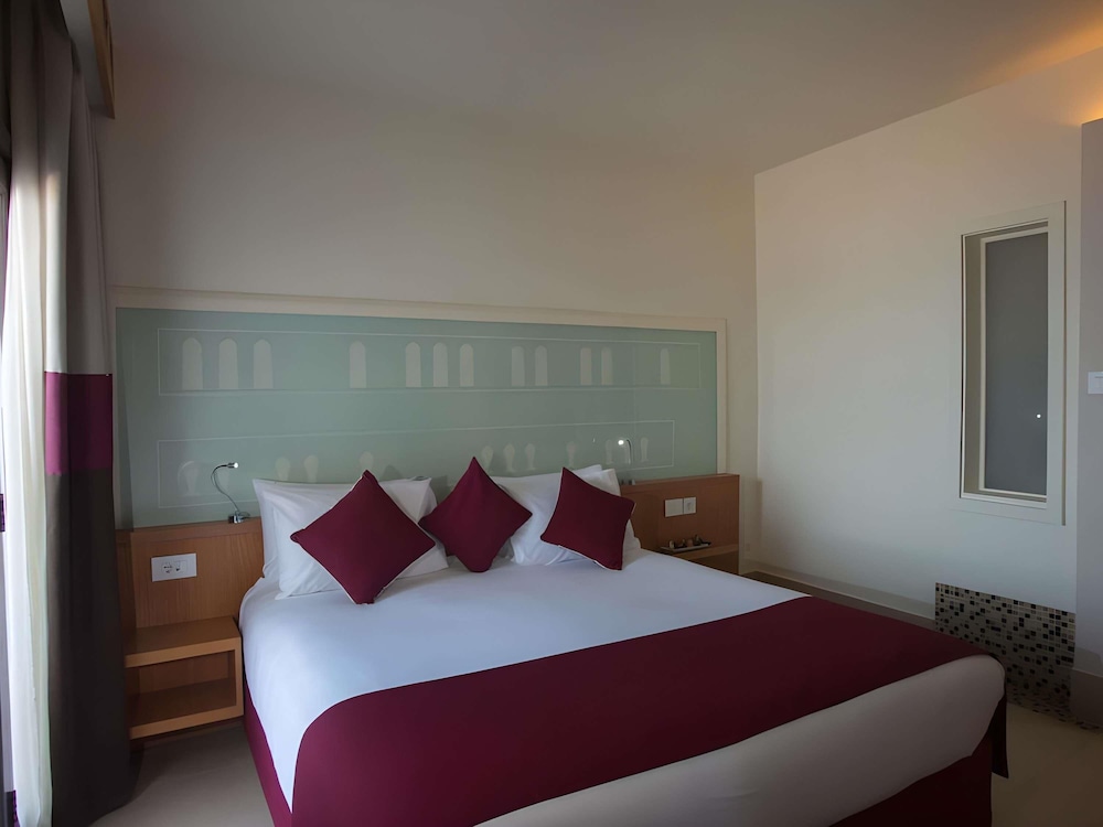 Mercure Hurghada Hotel — Hotel rooms in Hurghada, Red Sea