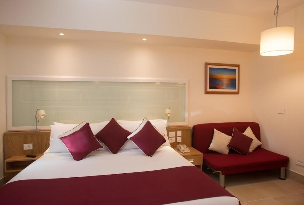 Mercure Hurghada Hotel — Hotel rooms in Hurghada, Red Sea