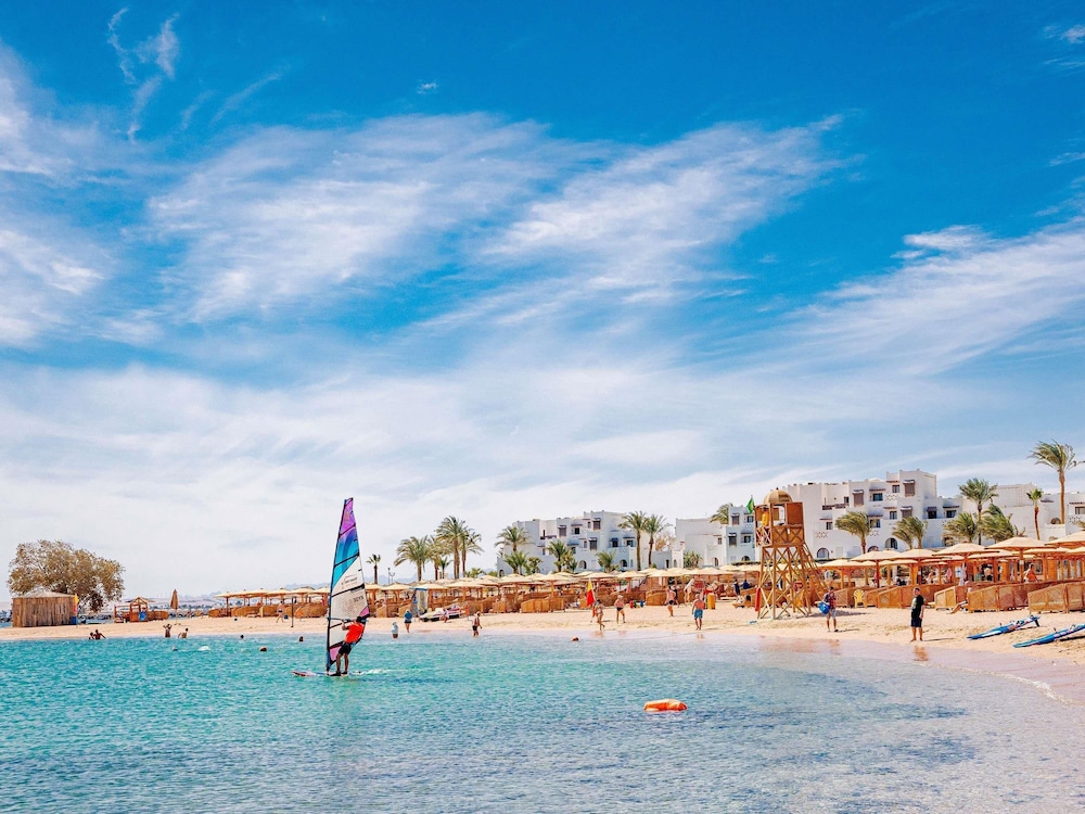 Mercure Hurghada Hotel — Beach in Hurghada, Red Sea