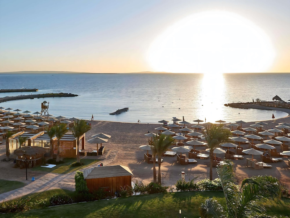 Mercure Hurghada Hotel — Beach in Hurghada, Red Sea