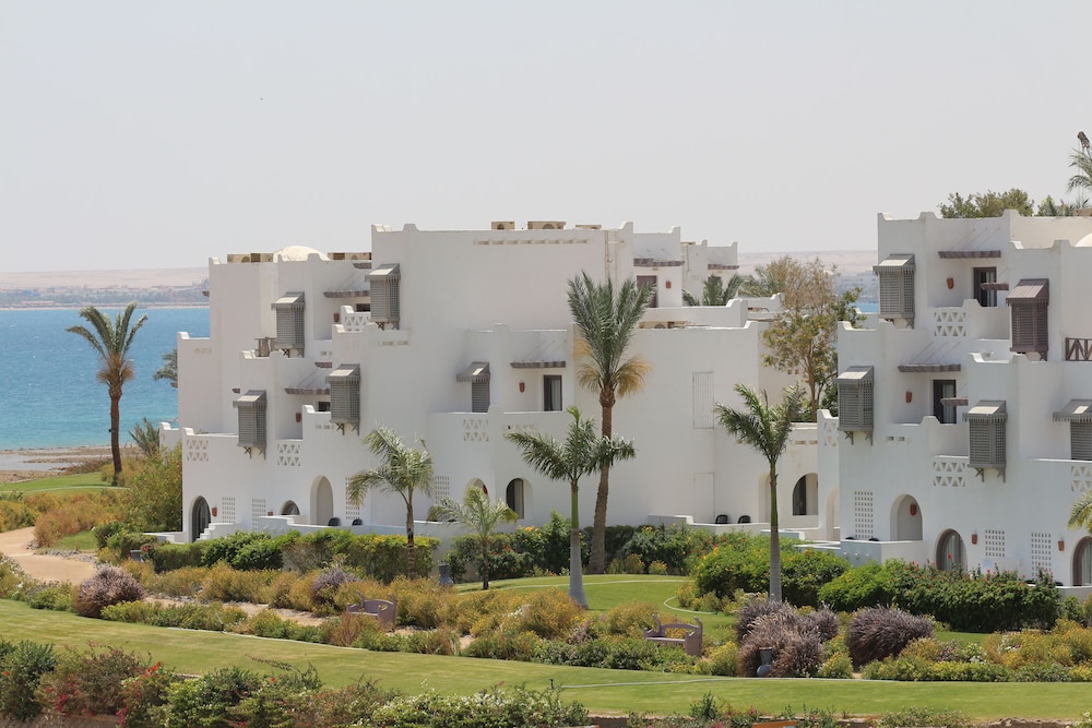 Mercure Hurghada Hotel — Hotel building in Hurghada, Red Sea
