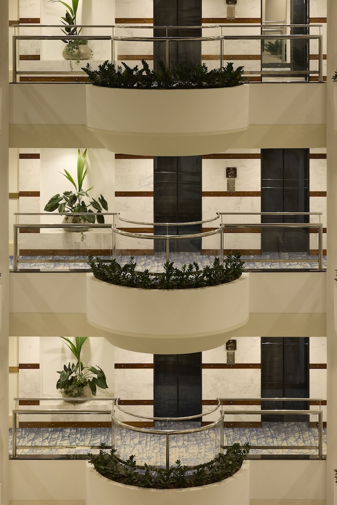 Mediterranean Beach Hotel — Hotel building in Limassol, Limassol Region