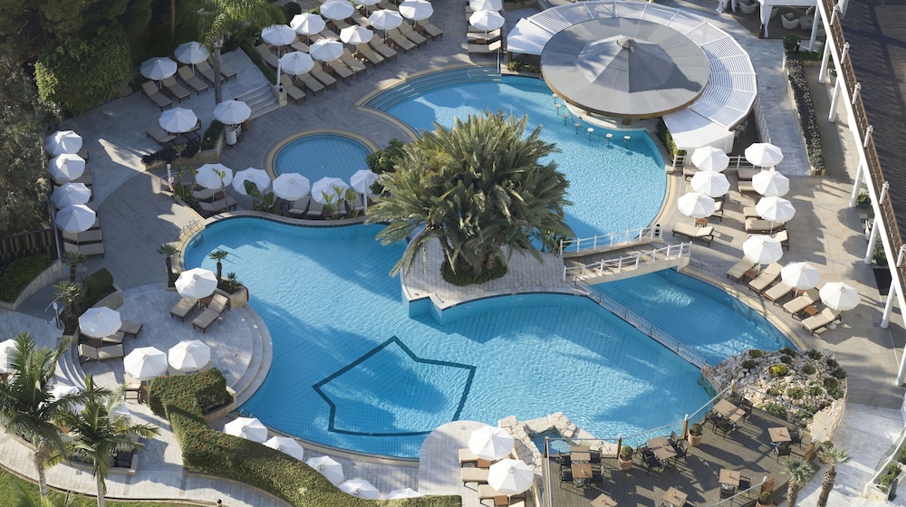 Mediterranean Beach Hotel - zdjęcie 3