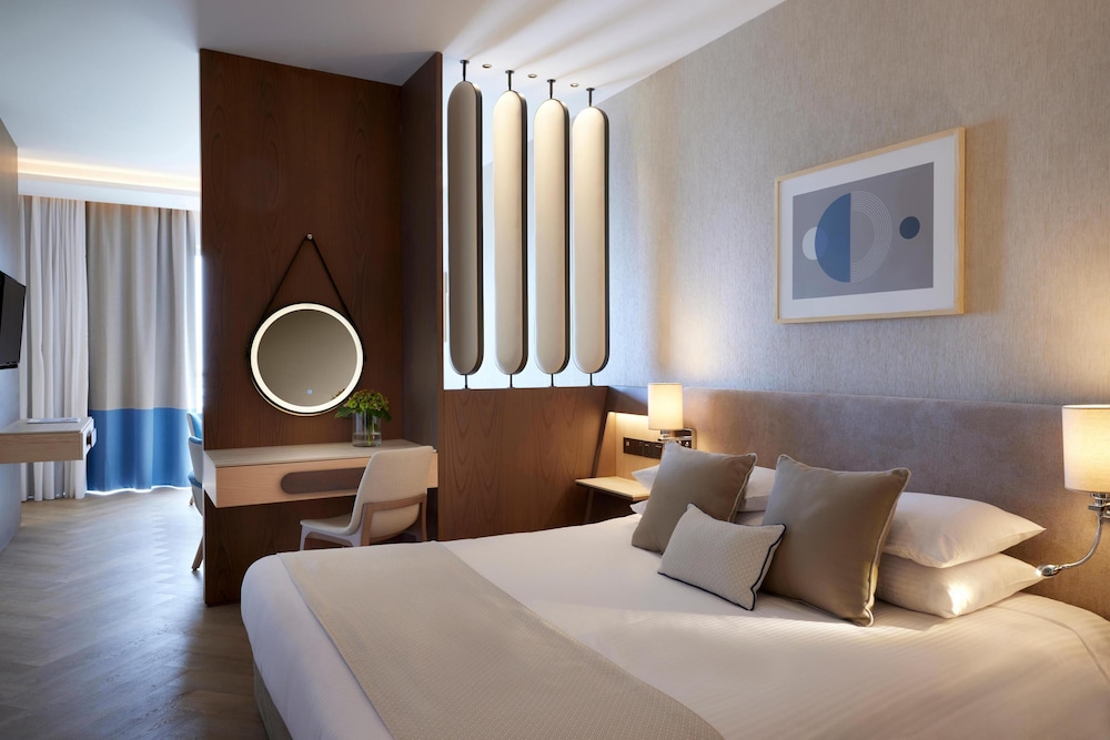 Mediterranean Beach Hotel — Hotel rooms in Limassol, Limassol Region