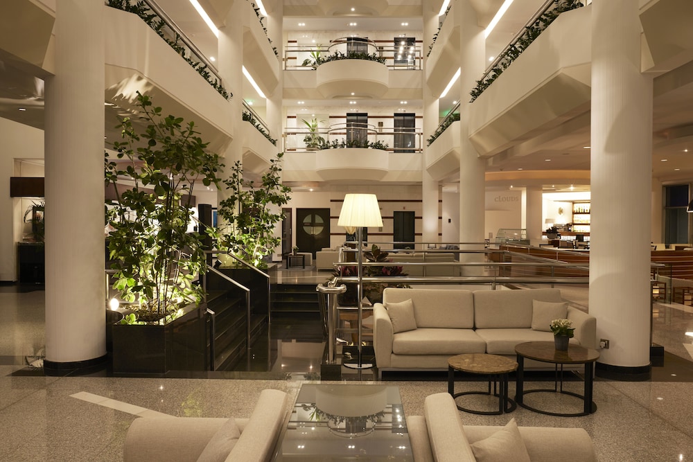 Mediterranean Beach Hotel — Hotel building in Limassol, Limassol Region
