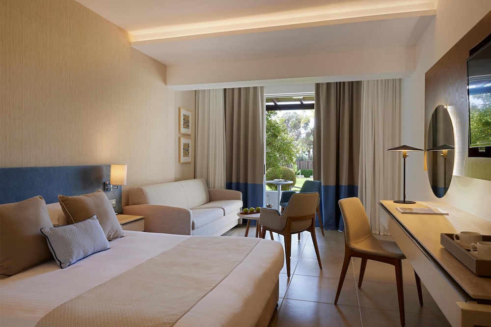 Mediterranean Beach Hotel — Hotel rooms in Limassol, Limassol Region