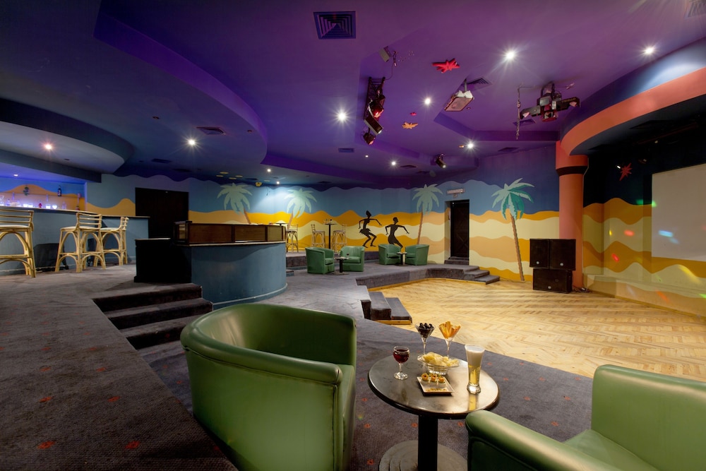 Pharaoh Azur Resort — Restaurant & bars in Hurghada, Red Sea