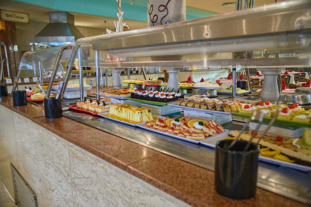 Pharaoh Azur Resort — Restaurant & bars in Hurghada, Red Sea