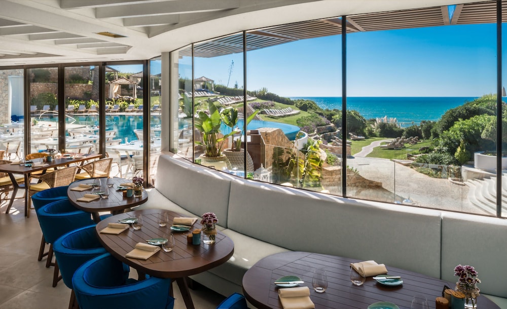 Vila Vita Parc — Restaurant & bars in Armação de Pêra, Faro