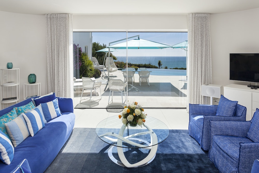 Vila Vita Parc — Hotel rooms in Armação de Pêra, Faro