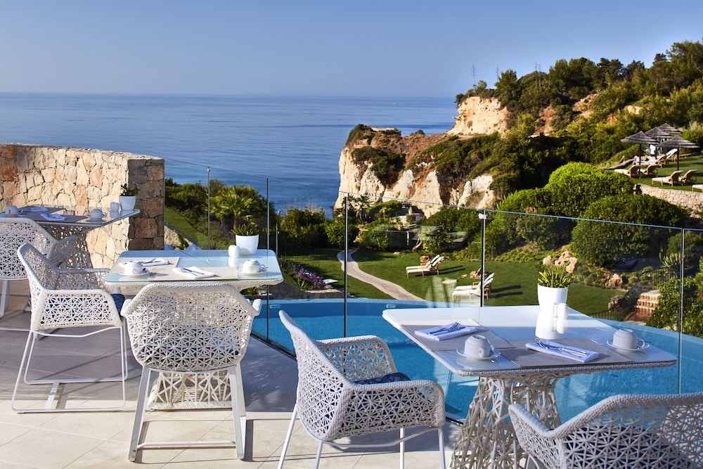 Vila Vita Parc — Swimming pool in Armação de Pêra, Faro