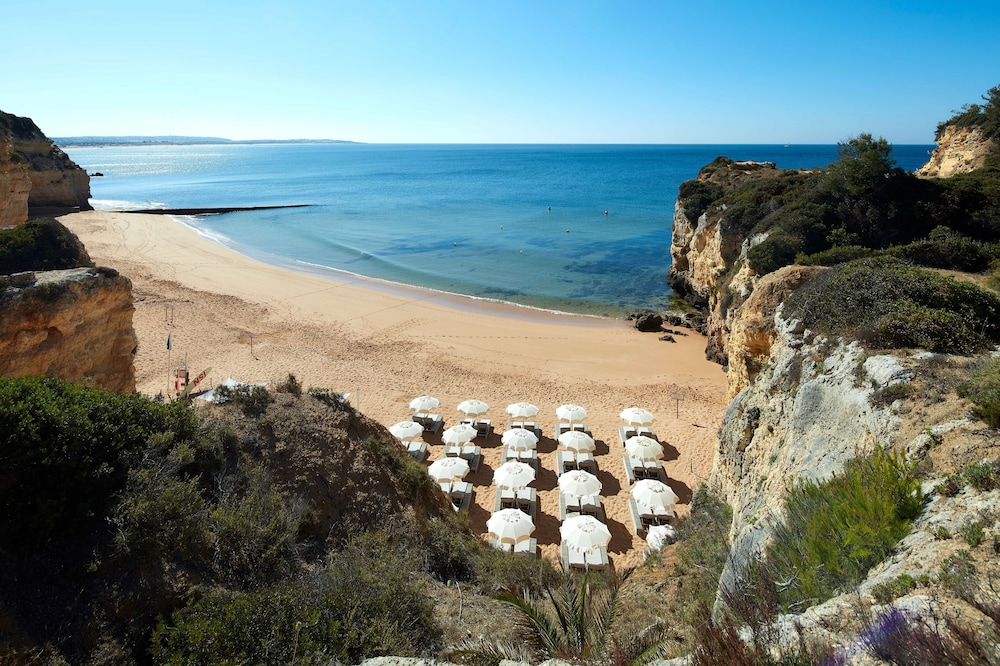 Vila Vita Parc — Beach in Armação de Pêra, Faro