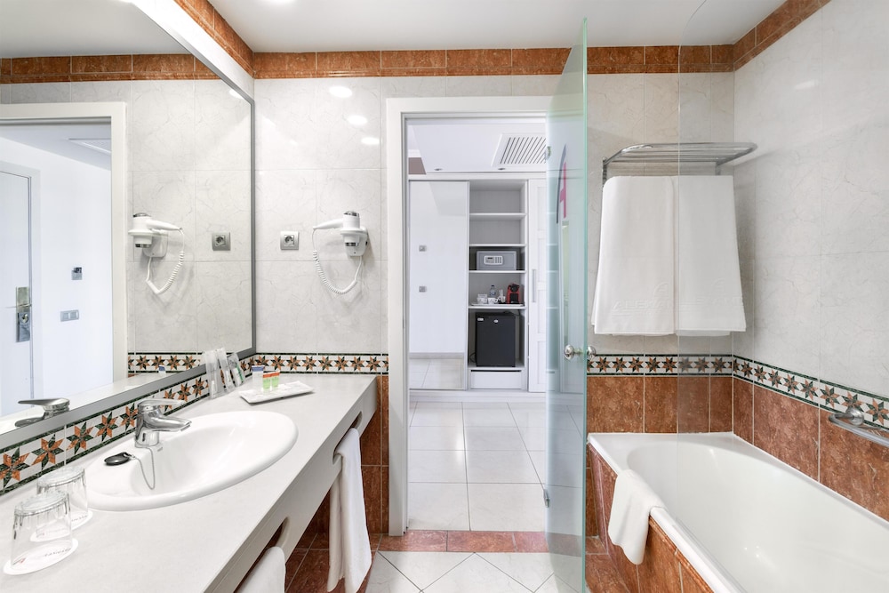 Alexandre La Siesta — Hotel rooms in Playa de las Americas, Canary Islands