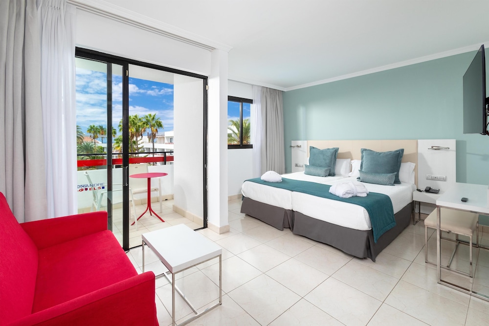 Alexandre La Siesta — Hotel rooms in Playa de las Americas, Canary Islands