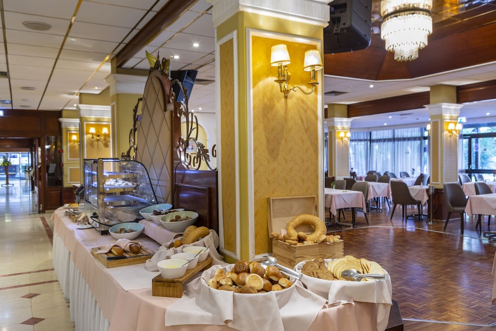 Kapetanios Odysseia Hotel — Restaurant & bars in Limassol, Limassol Region