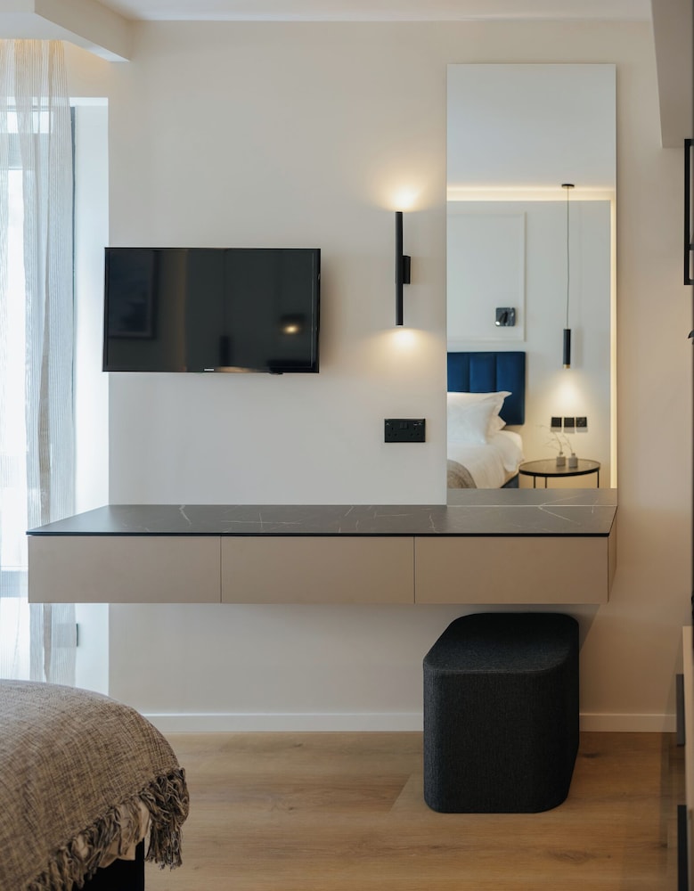 Kapetanios Odysseia Hotel — Hotel rooms in Limassol, Limassol Region