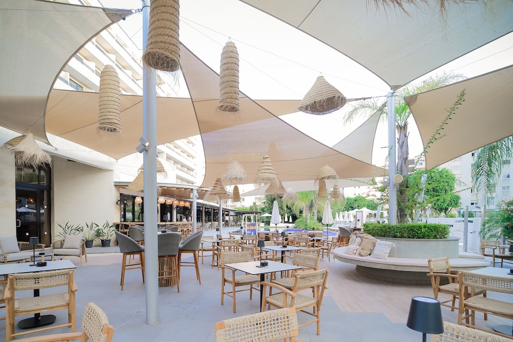 Kapetanios Odysseia Hotel — Restaurant & bars in Limassol, Limassol Region