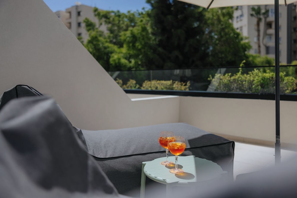 Kapetanios Odysseia Hotel — Hotel rooms in Limassol, Limassol Region