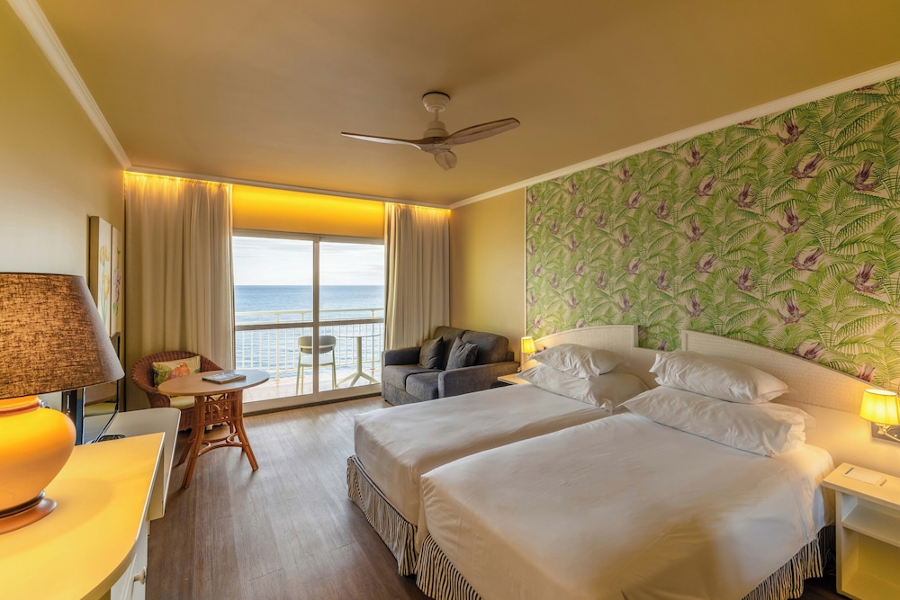 Pestana Ocean Bay Resort — Hotel rooms in Funchal, Madeira