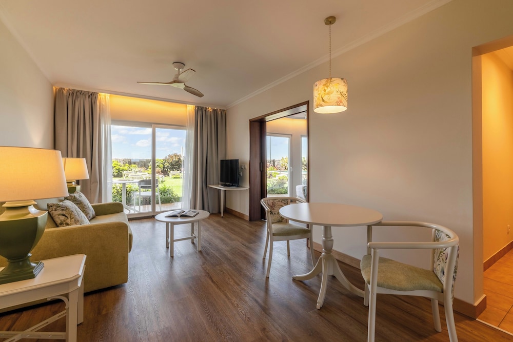 Pestana Ocean Bay Resort — Hotel rooms in Funchal, Madeira