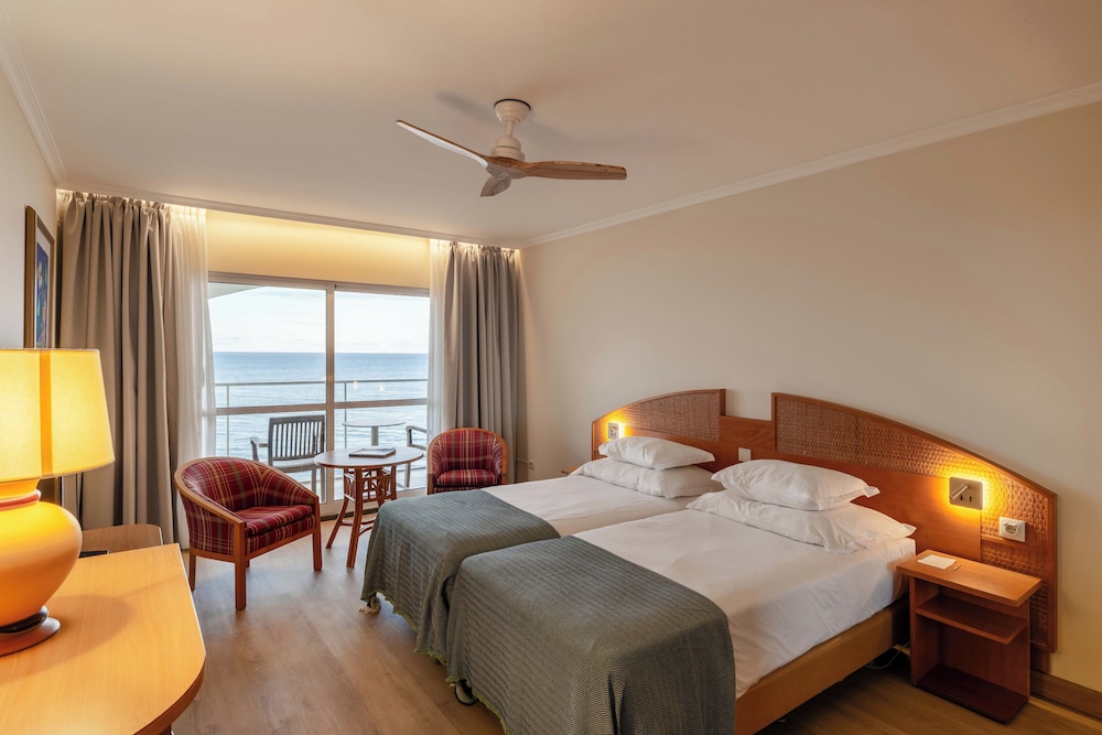 Pestana Ocean Bay Resort — Hotel rooms in Funchal, Madeira