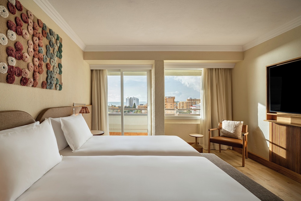Hyatt Regency Vilamoura Algarve — Hotel rooms in Vilamoura, Faro