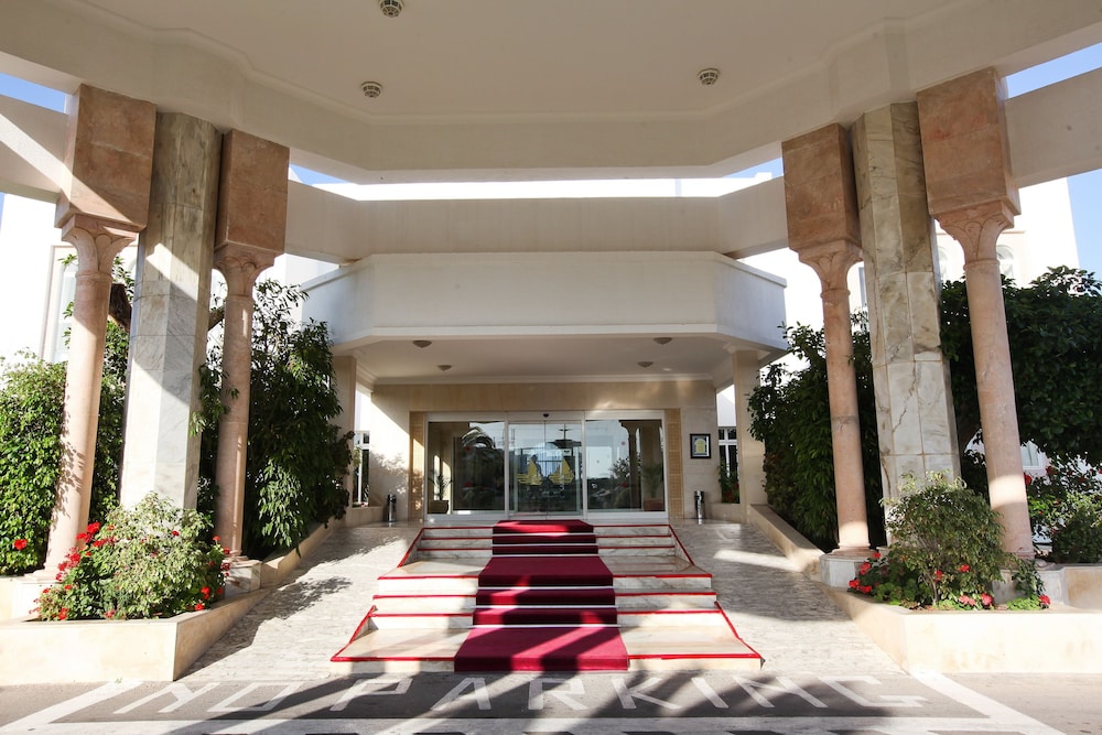 El Mouradi Mahdia — Hotel building in Mahdia, Mahdia