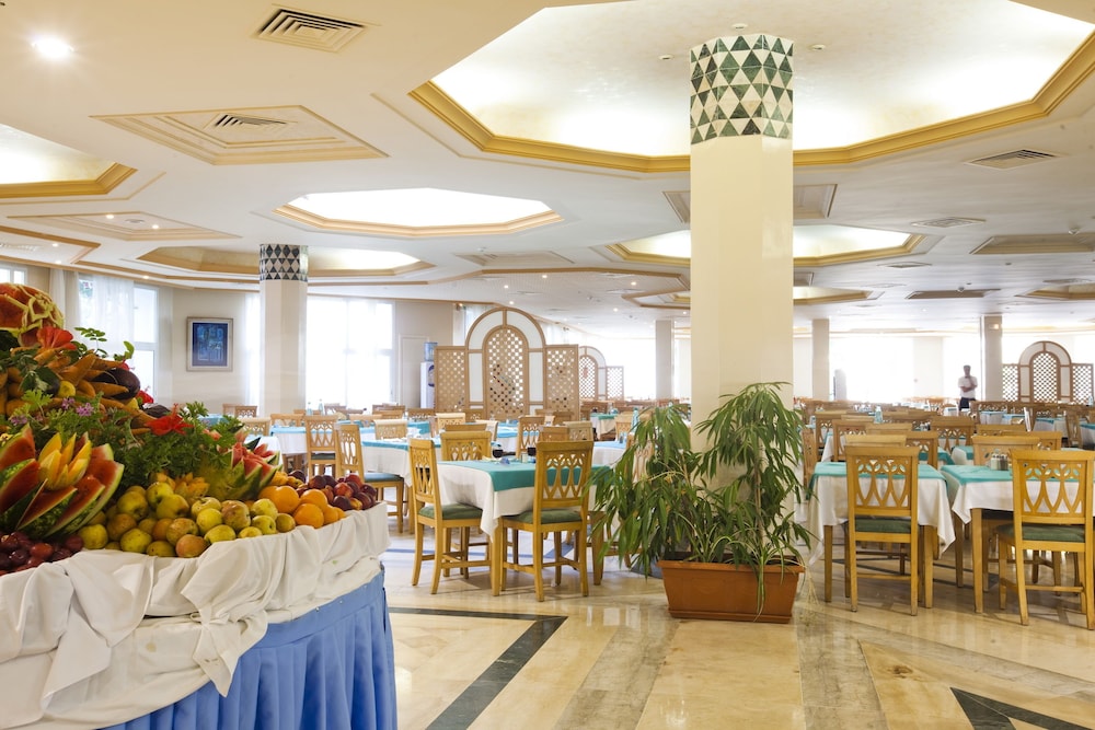El Mouradi Mahdia — Restaurant & bars in Mahdia, Mahdia