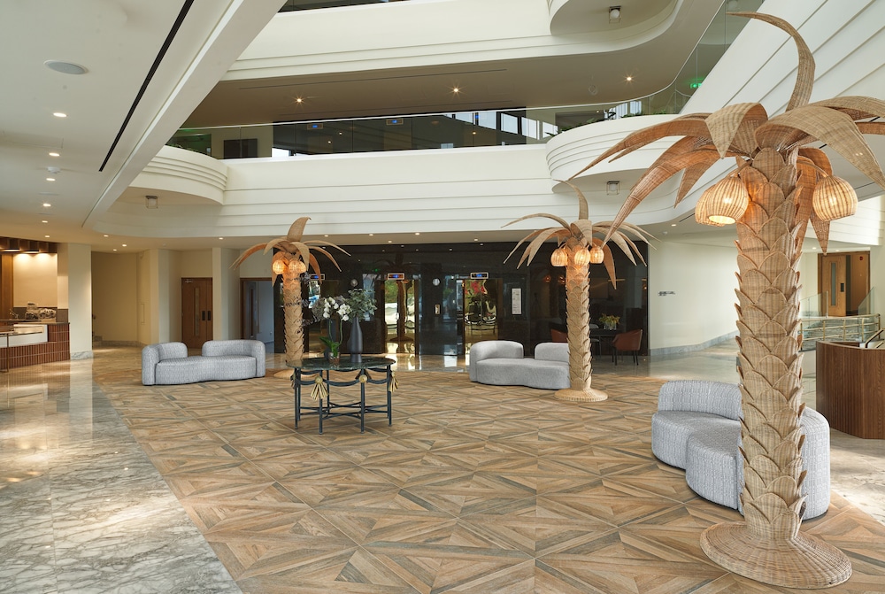 The GrandResort Leonardo Limited Edition — Hotel building in Limassol, Limassol Region