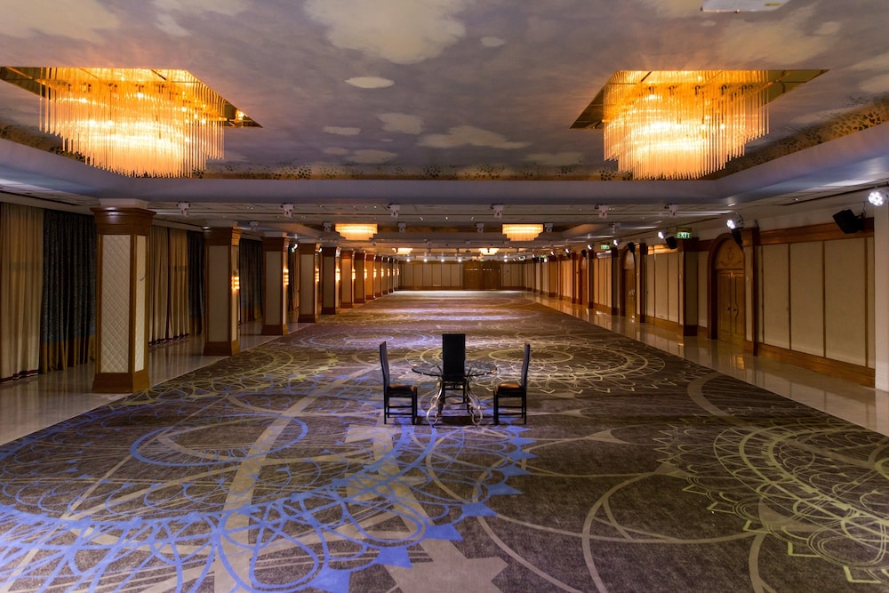 The GrandResort Leonardo Limited Edition — Restaurant & bars in Limassol, Limassol Region