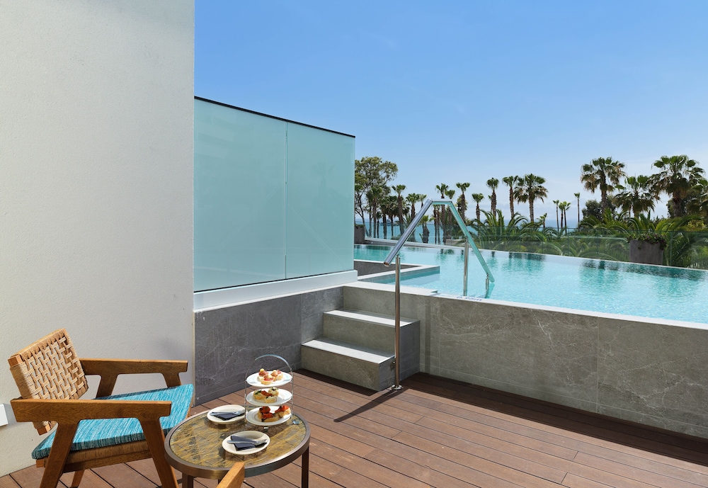 The GrandResort Leonardo Limited Edition — Swimming pool in Limassol, Limassol Region