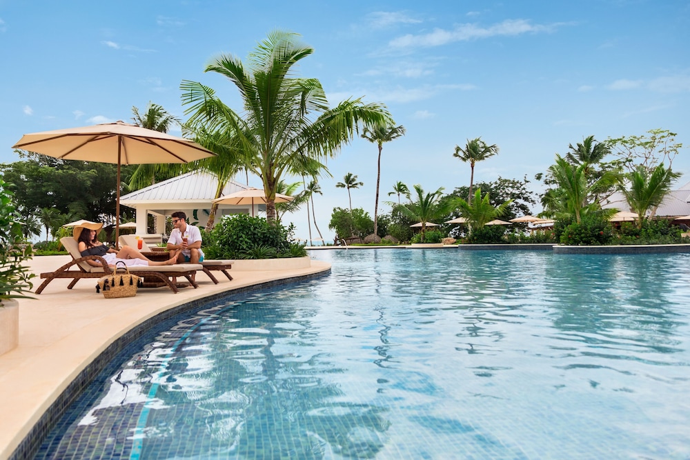 Dreams La Romana Resort & Spa - All Inclusive — Swimming pool in Bayahibe, La Altagracia