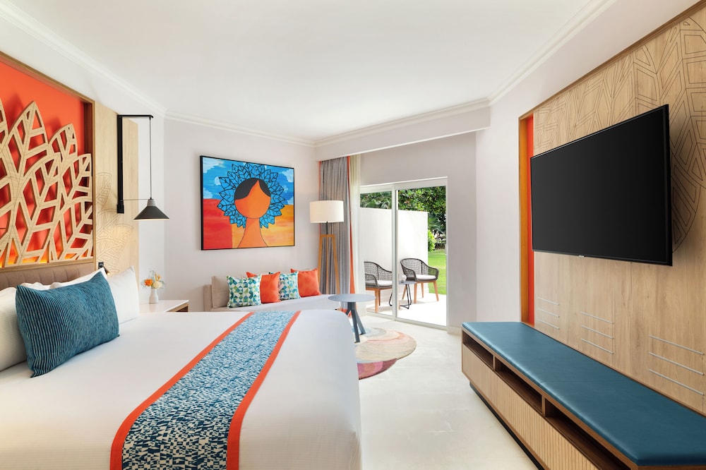 Dreams La Romana Resort & Spa - All Inclusive — Hotel rooms in Bayahibe, La Altagracia