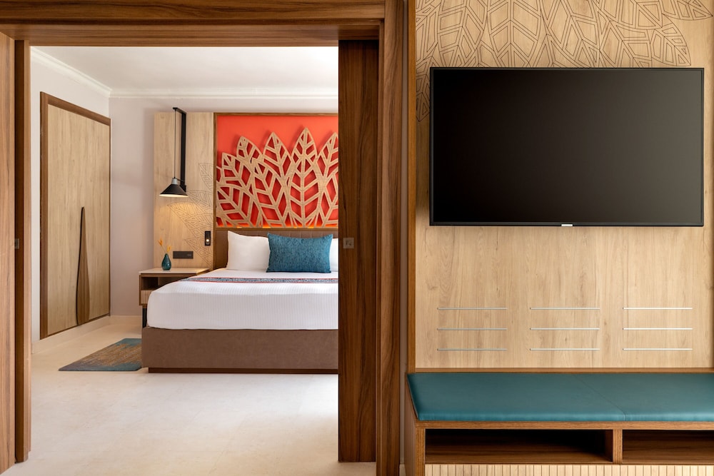 Dreams La Romana Resort & Spa - All Inclusive — Hotel rooms in Bayahibe, La Altagracia