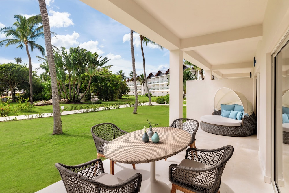 Dreams La Romana Resort & Spa - All Inclusive — Hotel rooms in Bayahibe, La Altagracia