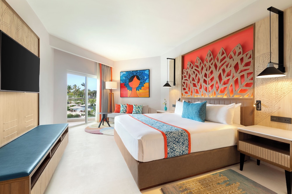 Dreams La Romana Resort & Spa - All Inclusive — Hotel rooms in Bayahibe, La Altagracia