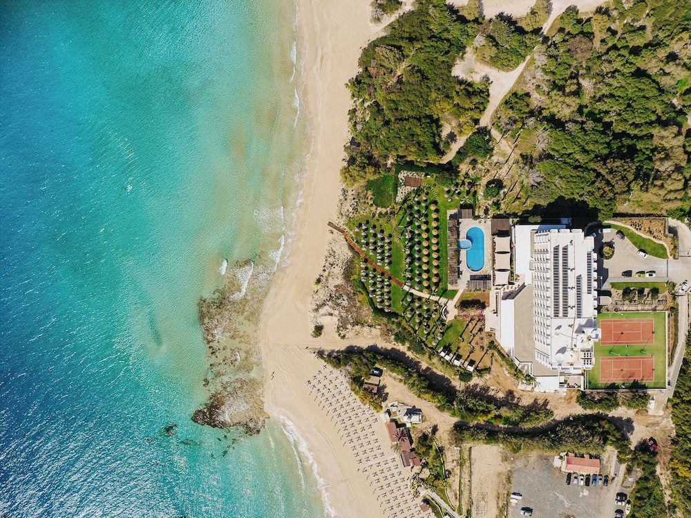 Alion Beach Hotel - zdjęcie 2