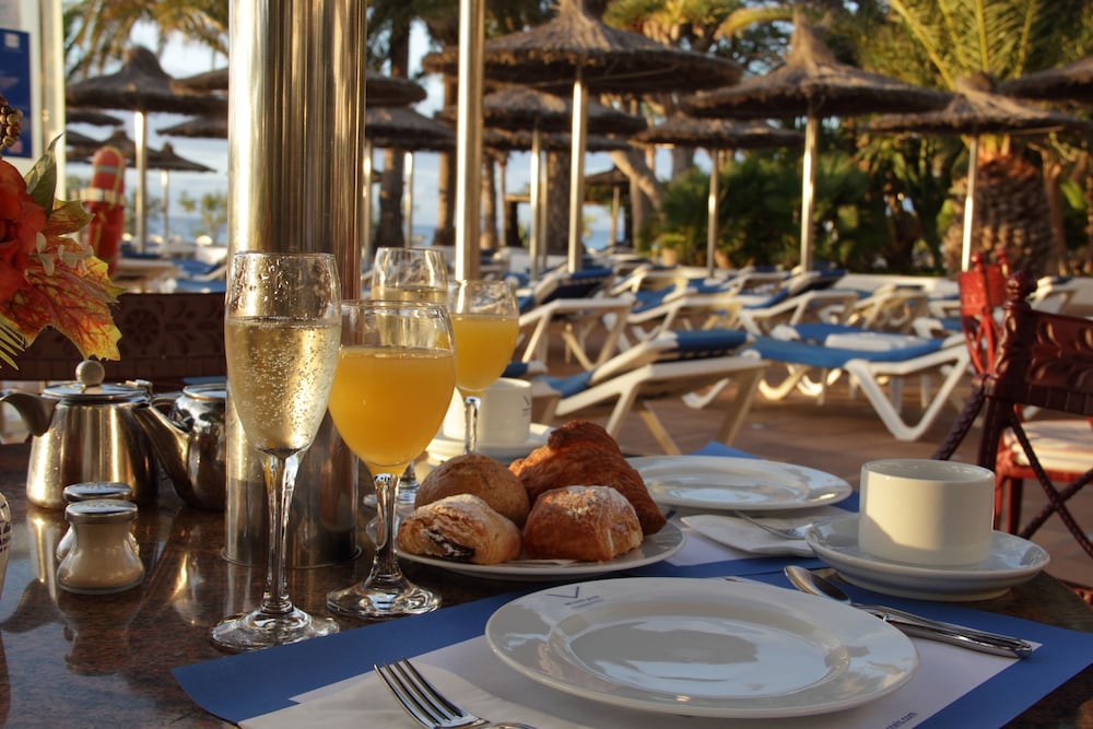 VIK Hotel San Antonio — Restaurant & bars in Puerto del Carmen, Canary Islands